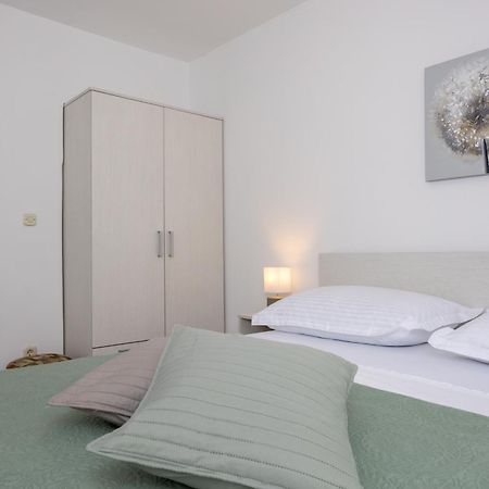 Apartmani Iva Tučepi Kültér fotó