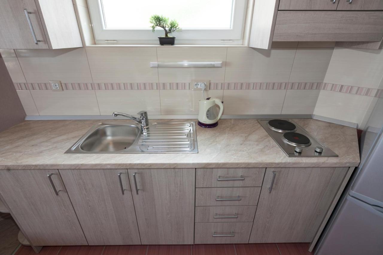 Apartmani Iva Tučepi Kültér fotó