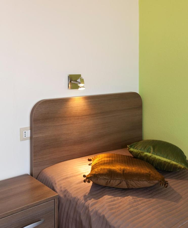 Apartmani Iva Tučepi Kültér fotó