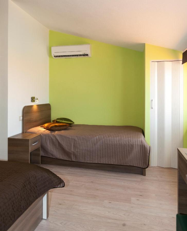Apartmani Iva Tučepi Kültér fotó