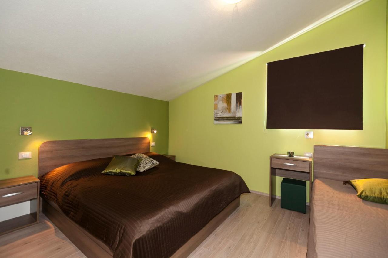 Apartmani Iva Tučepi Kültér fotó