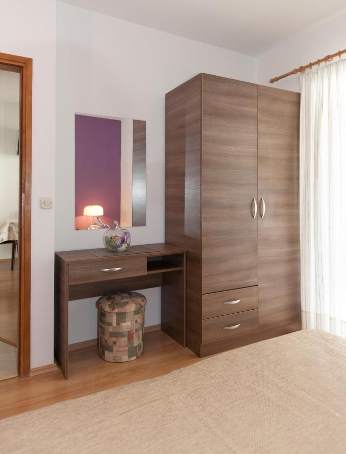 Apartmani Iva Tučepi Kültér fotó