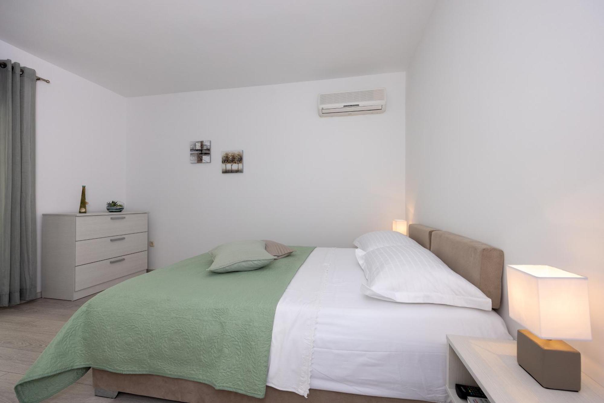 Apartmani Iva Tučepi Kültér fotó