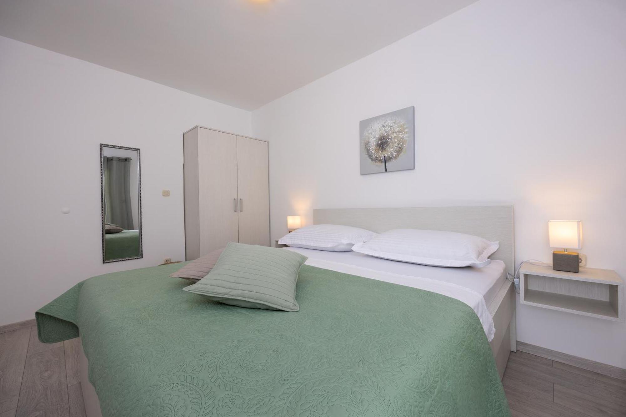 Apartmani Iva Tučepi Kültér fotó